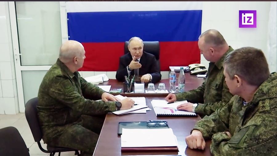 Путин посетил штаб группировки войск «Днепр» на херсонском направлении