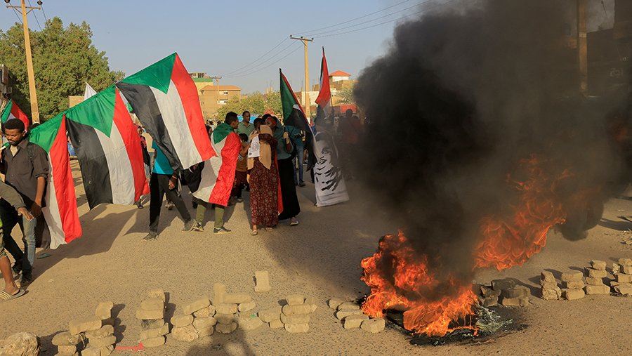 В Судане сообщили о 25 погибших и 183 раненых в результате беспорядков